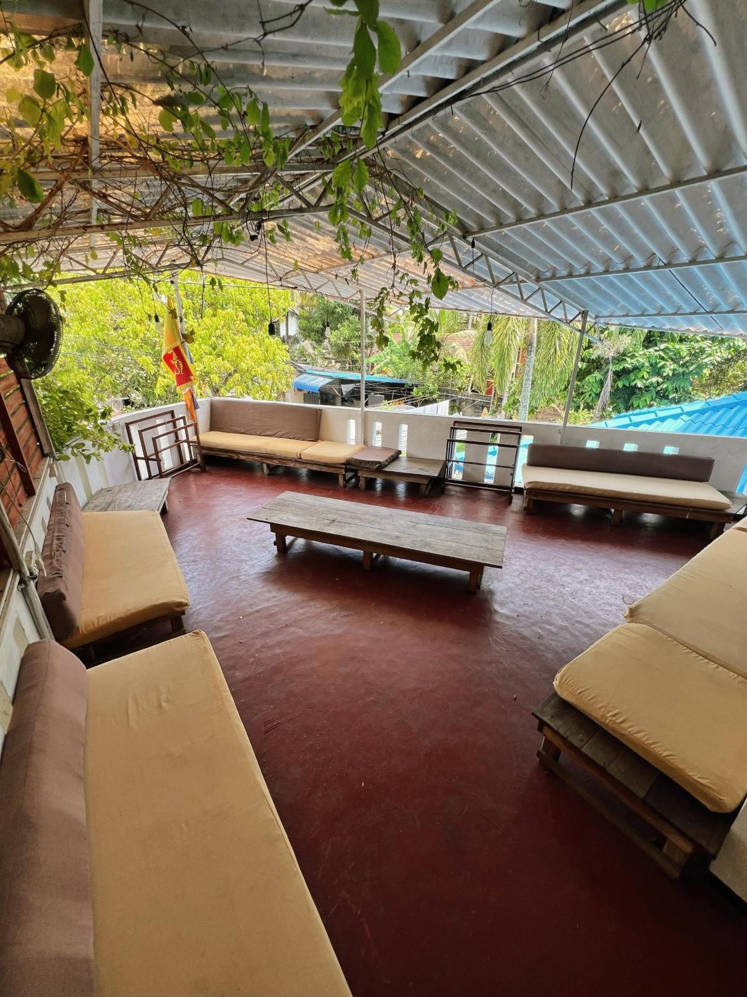 Hari Hari Hostel Weligama Εξωτερικό φωτογραφία