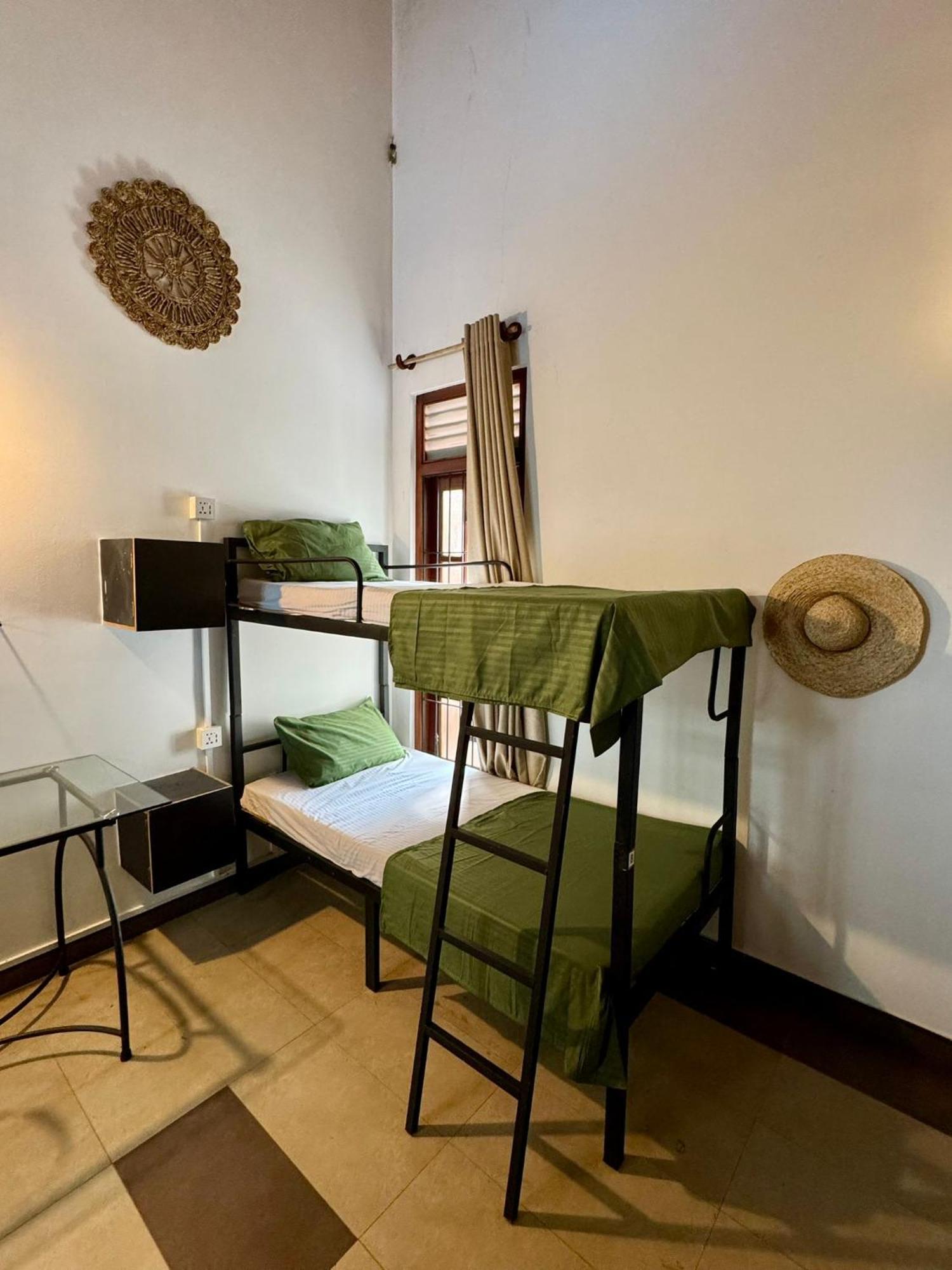 Hari Hari Hostel Weligama Εξωτερικό φωτογραφία